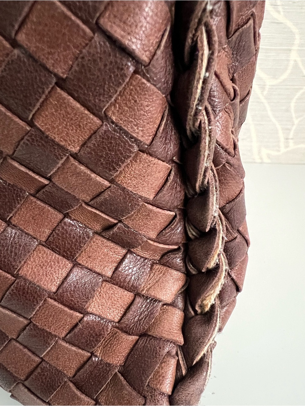 Authentic Bottega Venetta Intrecciato Shoulder Bag - Picture 5 of 11